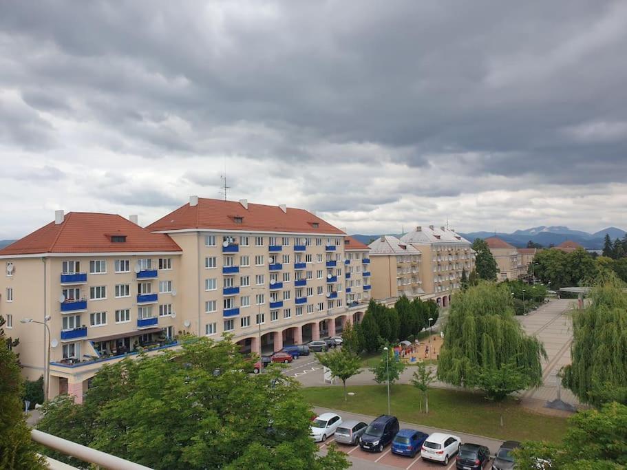Mezonetovy Apartman V Centre Novej Dubnice Ilava Εξωτερικό φωτογραφία